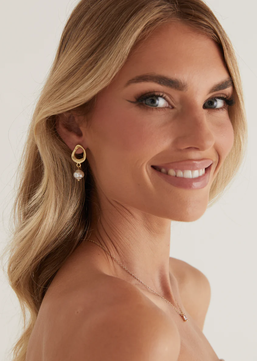 Yelina Pearl Earrings - Gold - Honorern